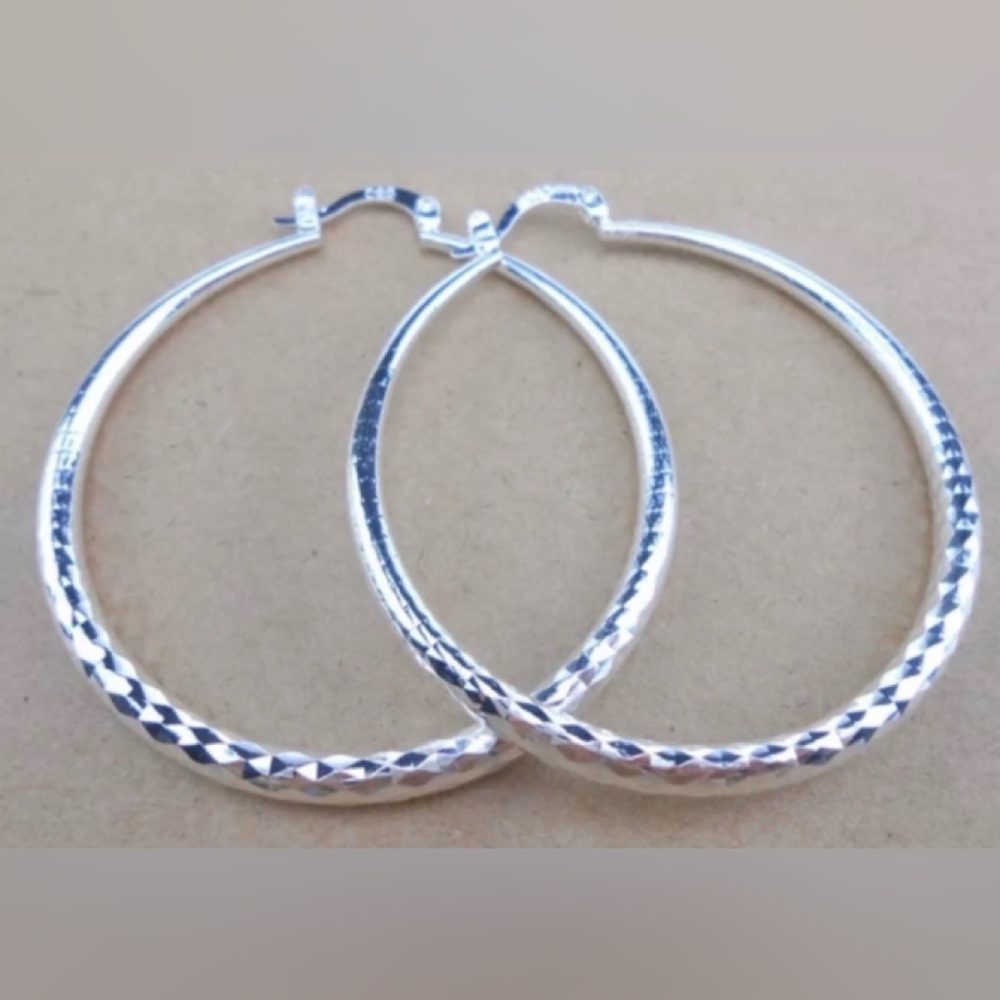 925 Sterling Silver Round Diamond Cut Detail Hoop earrings small 1.25”